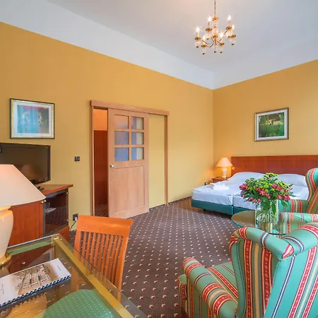 Hotel Luisa 3*