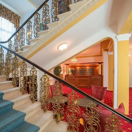 Luisa Otel 3*